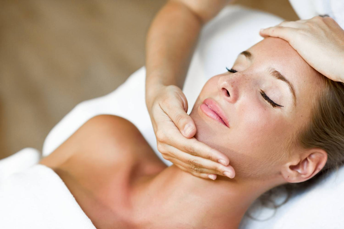 Age Defence Sensitive Facial Treatment | Katherine Daniels